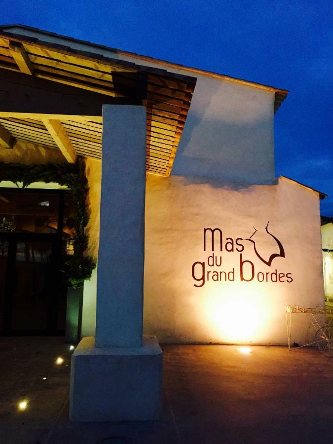 Mas Du Grand Bordes Panzió Saint-Laurent-dʼAigouze Kültér fotó